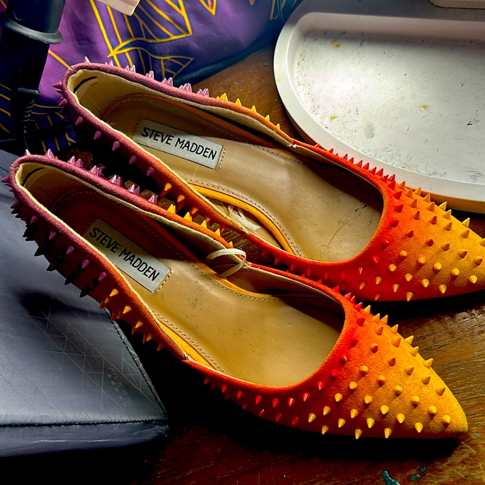 Steve Madden Orange High Heels (Size 7)